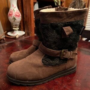 Muk Luk Boots